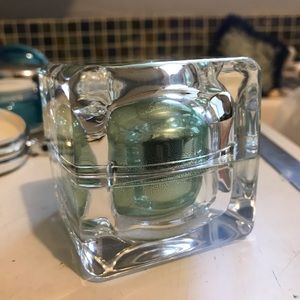 Beautiful jar to put your cosmetics or cream in